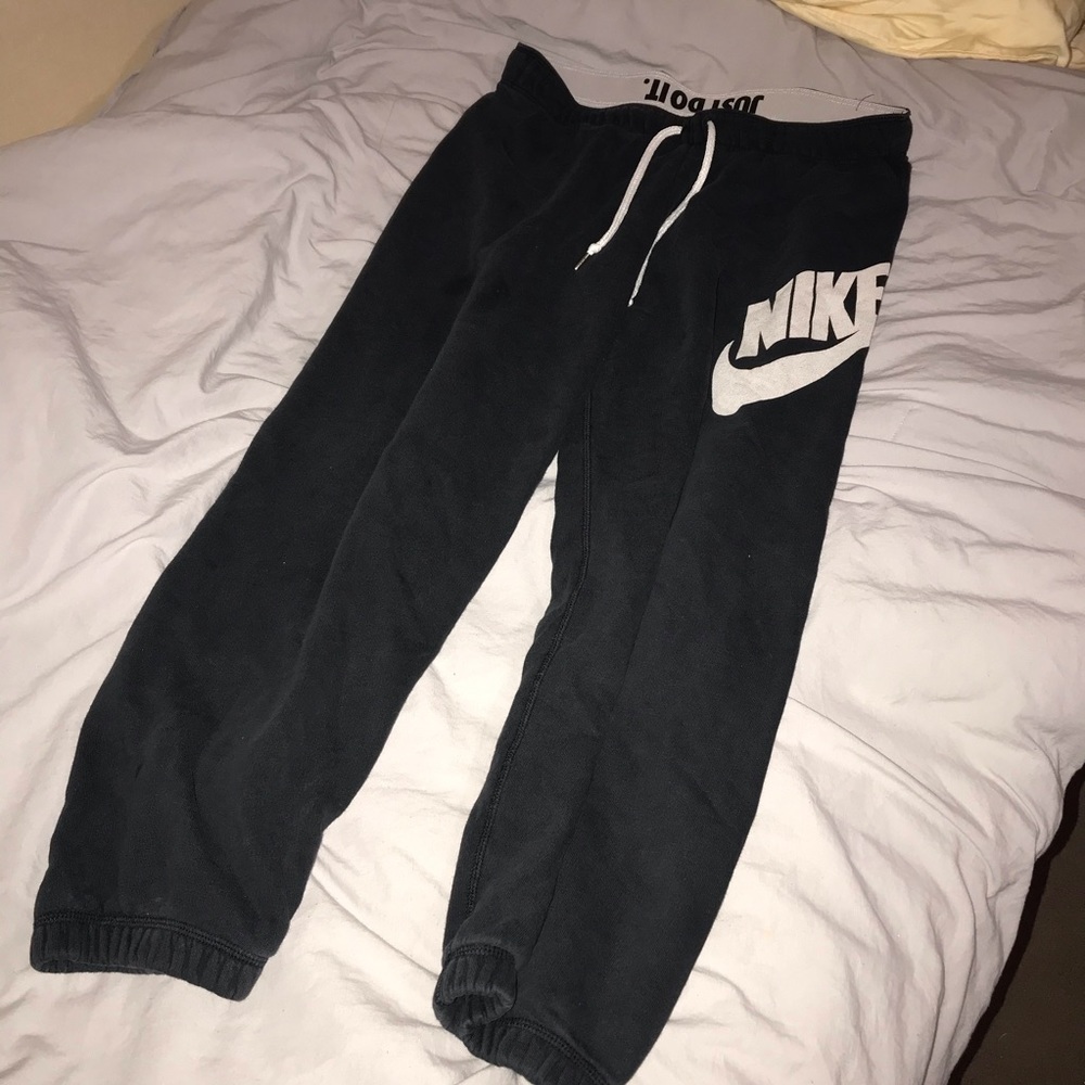 Nike Sweatpants